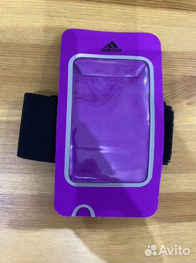 Чехол Adidas для телефона на руку