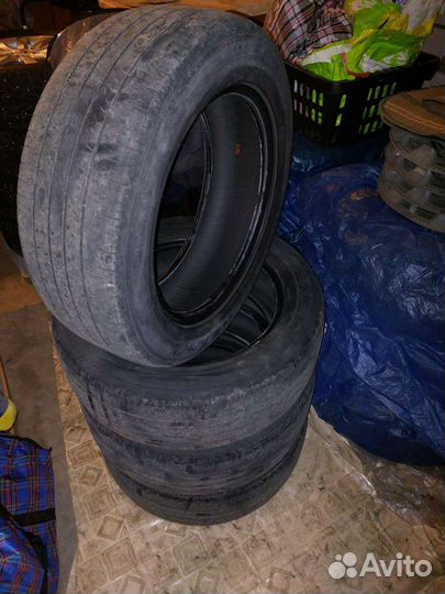 Nexen Classe Premiere 672 215/60 R17