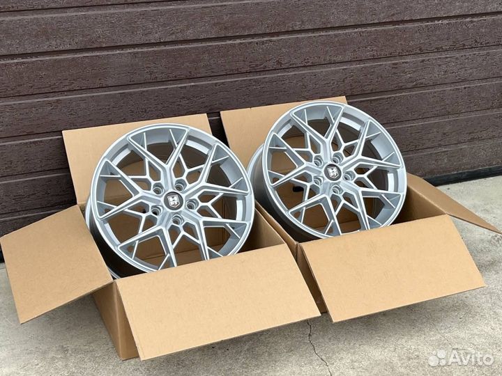 Комплект дисков HRE FF10 R18 5*114.3 FS (533-S)