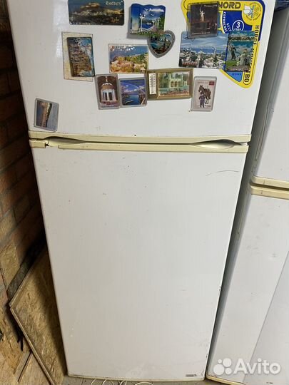 Холодильник бу в рабочем состоянии