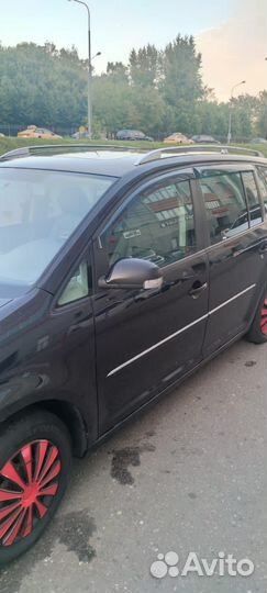 Volkswagen Touran 1.4 AMT, 2008, 180 500 км