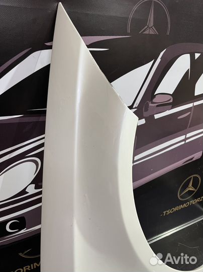 Крыло переднее правое w218 цвет 799U