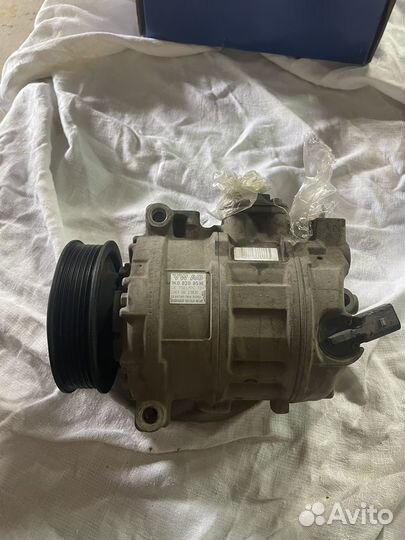 Компрессор кодниционера VW Golf mk5 2.0 2007