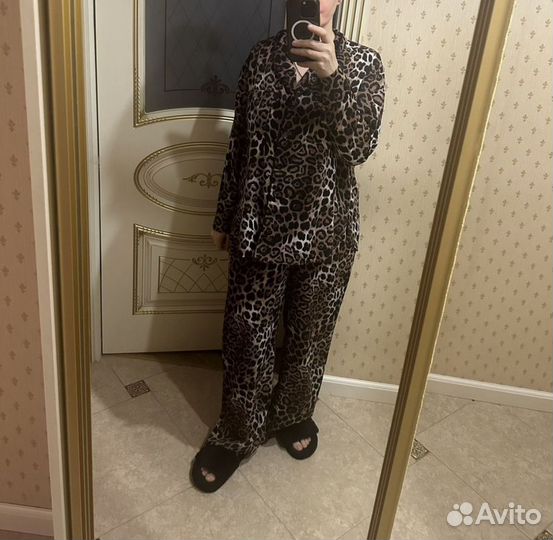 Леопардовая/тигровая пижама женская