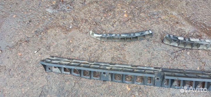 Крепления заднего бампера Шкода Йети