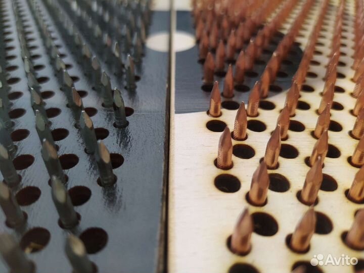 Доска с гвоздями. Садху. Аренда