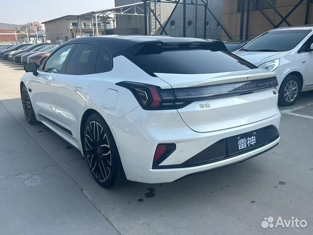 Zeekr 001 788 л.с. AT, 2023, 6 000 км