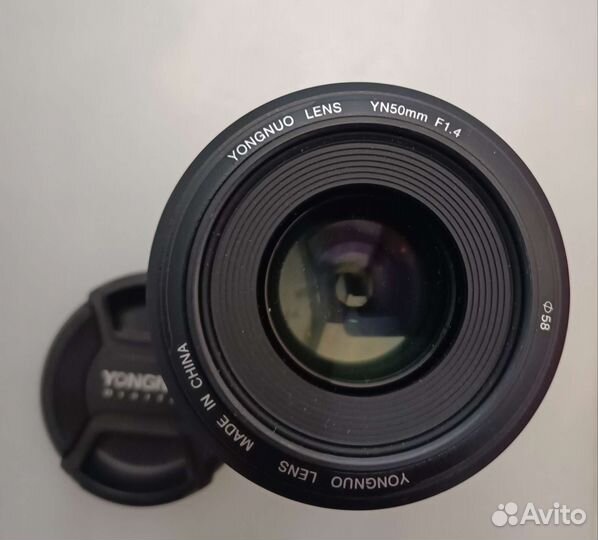 Объектив Yongnuo Lens 50mm F 1,4 для Canon б/у