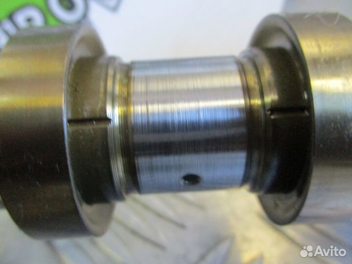 Распредвал выпускной Kia Rio 3 2012г 1.4