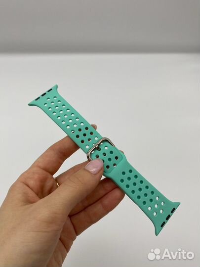 Силиконовый ремешок Avior для Apple Watch
