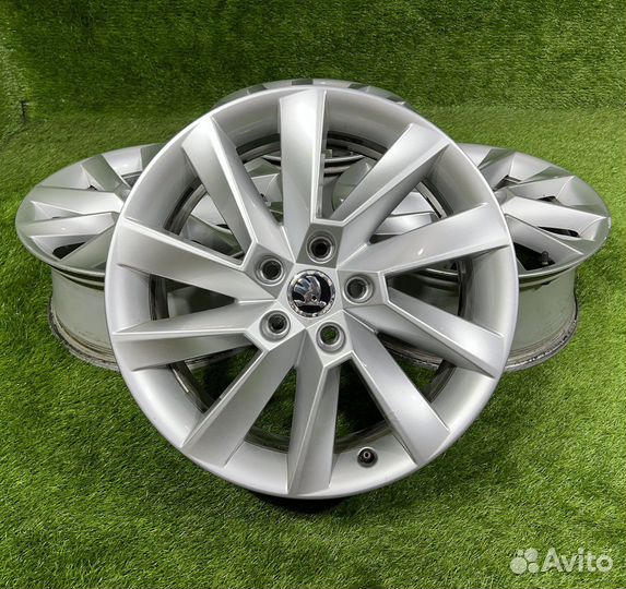 Оригинальные, литые диски Skoda Superb, r17 5x112