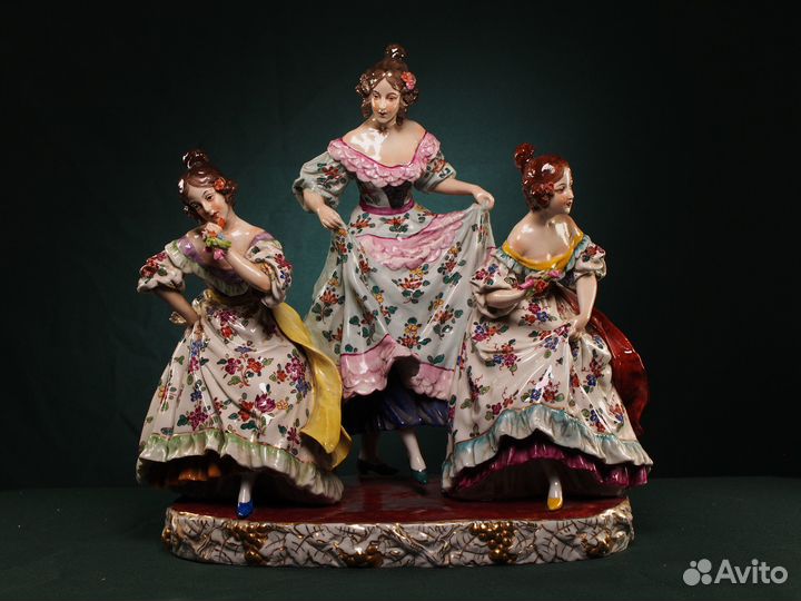 Фарфоровая композиция 