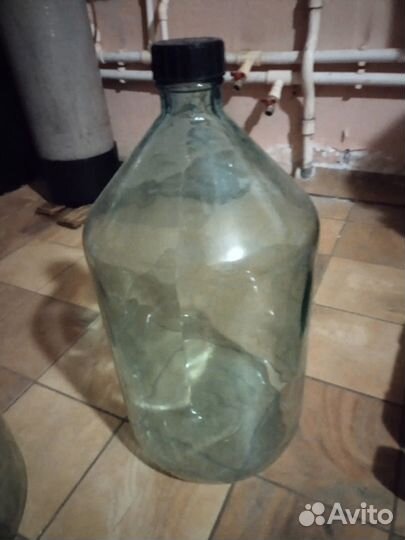 Бутылка стеклянная 20 литров