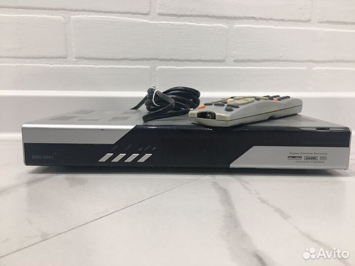 Ресивер триколор DRS-5001