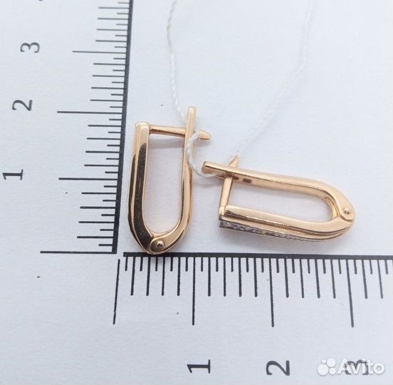 Золотые серьги с фианитом