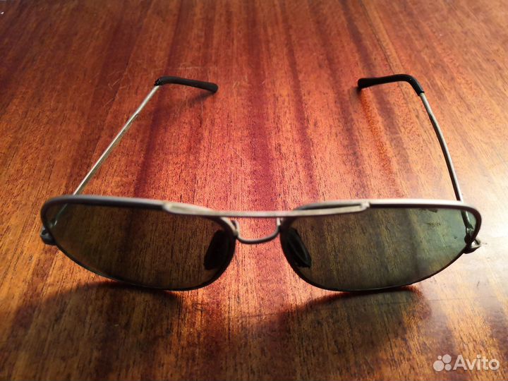 Очки солнцезащитные