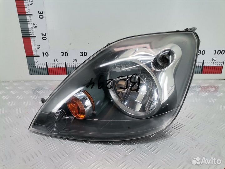 Фара передняя для Ford Fiesta 5 1416311