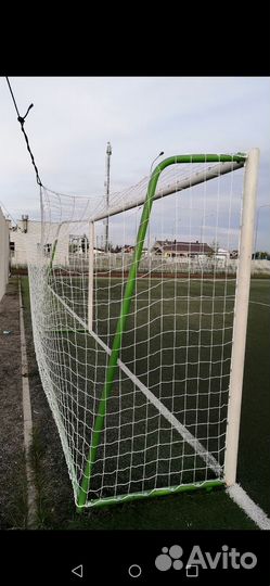 Футбольная сетка крепление