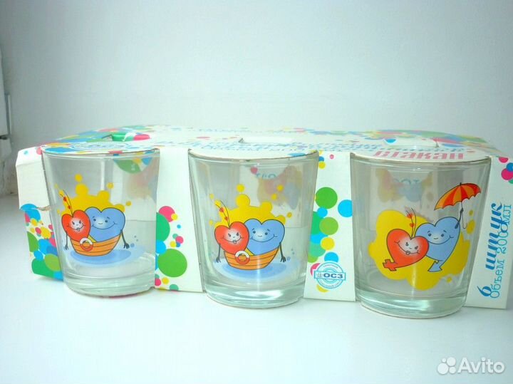Набор позитивных стаканов :)