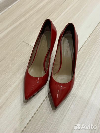 Туфли женские