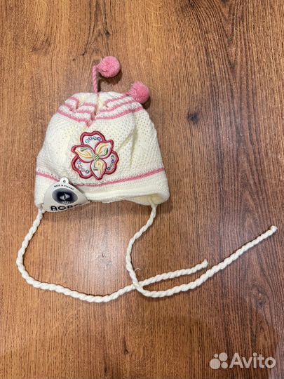 Шапка с завязками для девочек