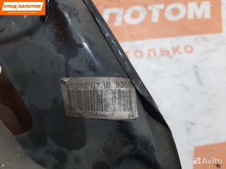 Кулак передний правый Mercedes-Benz C-Класс W204