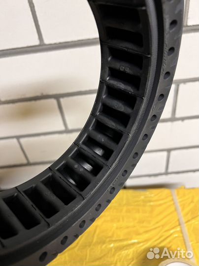 Покрышка литая на электросамокат Ninebot g30 max
