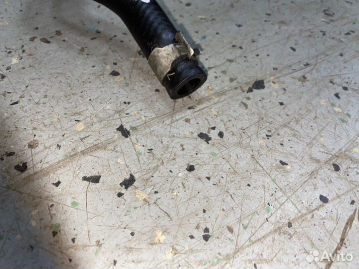 Патрубок (разные) Nissan Primera P12 лифтбек