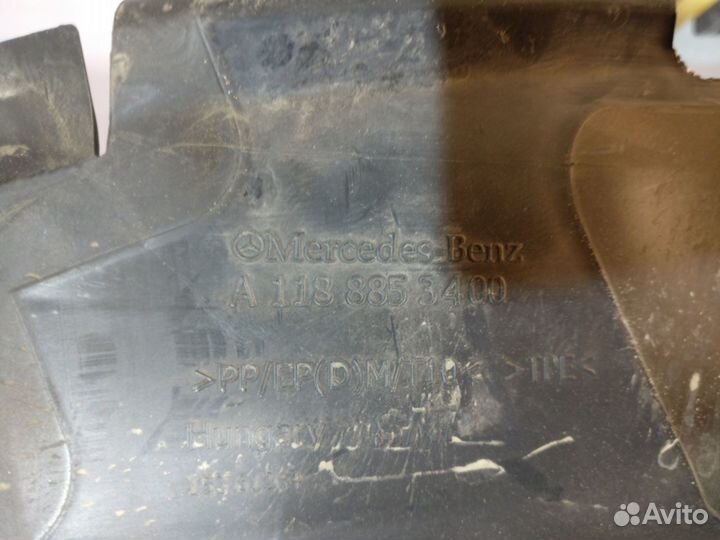 Mercedes C118 Дефлектор 14384