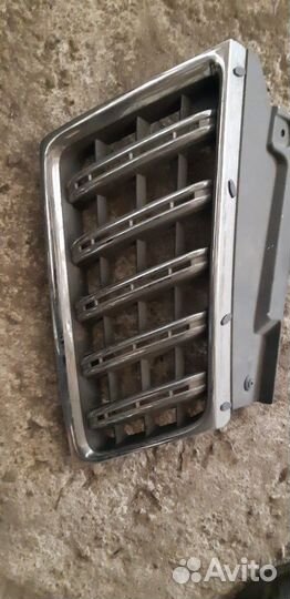 Решетка правая передняя для mitsubishi pajero spor