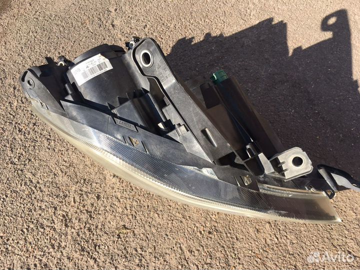 Фара Lancia Delta III