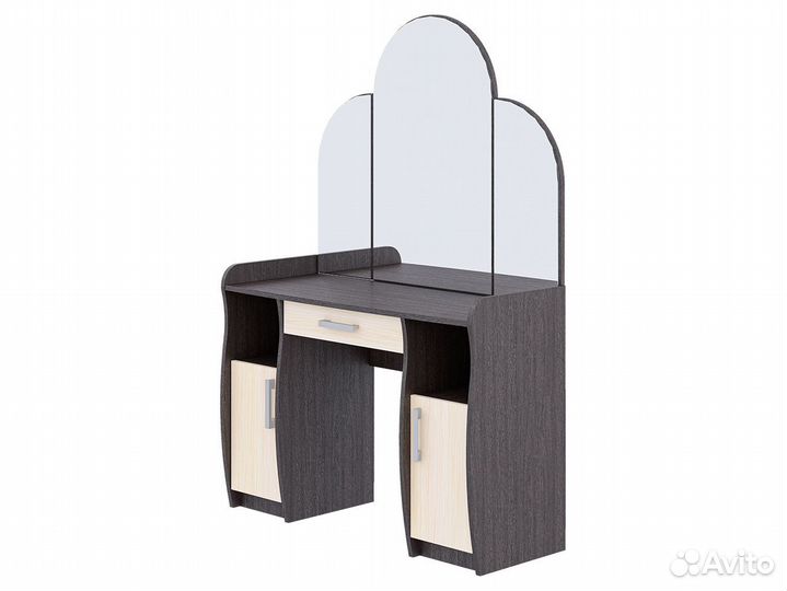 Туалетный столик