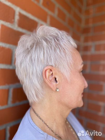 Парикмахер.Женские стрижки