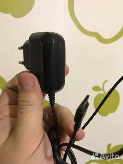 Продам зарядное устройство для телефона Nokia