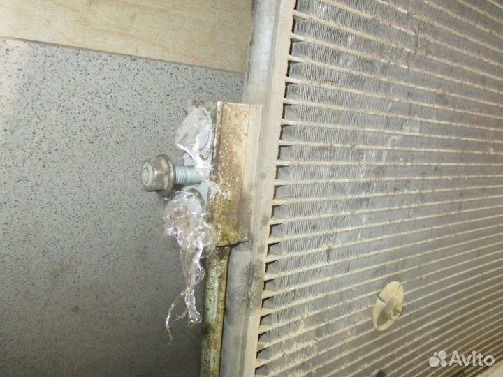 Радиатор кондиционера Jeep Grand Cherokee 4