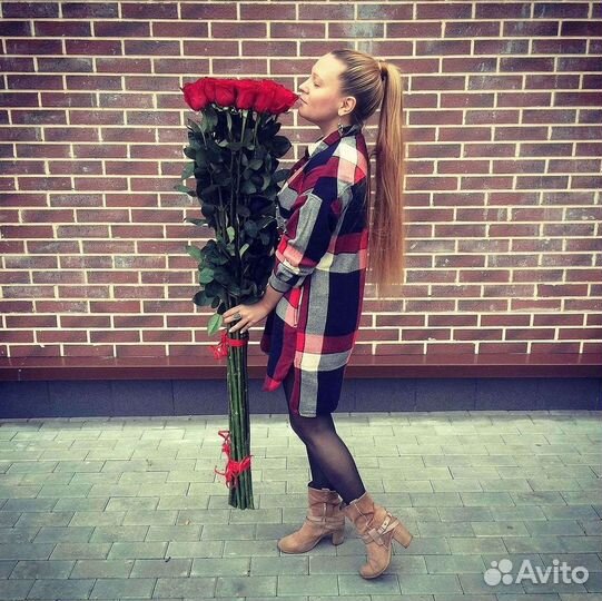 Высокие Розы с Доставкой