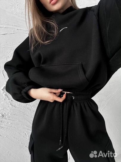 Спортивный костюм женский