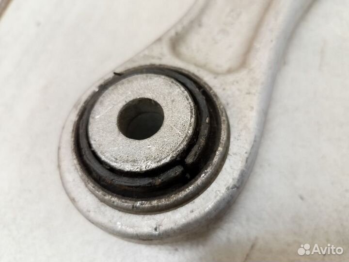 Рычаг задний верхний