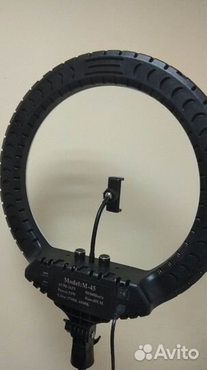 Очень яркая лампа + Штатив+ Сумка+ Пульт. Новая