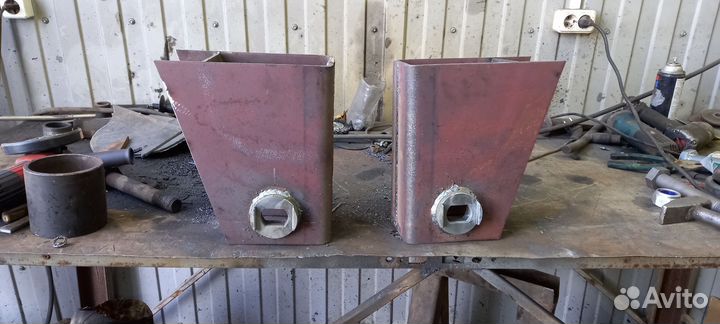 Кронштейн крепления оси (тумба)