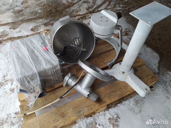 Универсальная кухонная машина Торгмаш укм