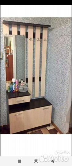 Вешалка с тумбой в прихожую