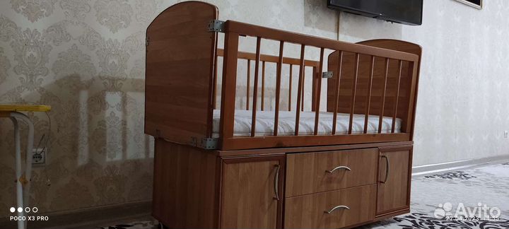 Детская кровать с матрасом