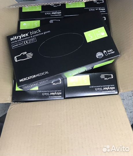 Перчатки нитриловые