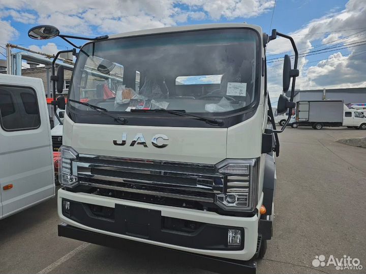 Эвакуатор JAC N120, 2024