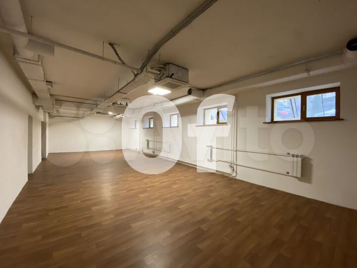 Продам здание, 3698 м²