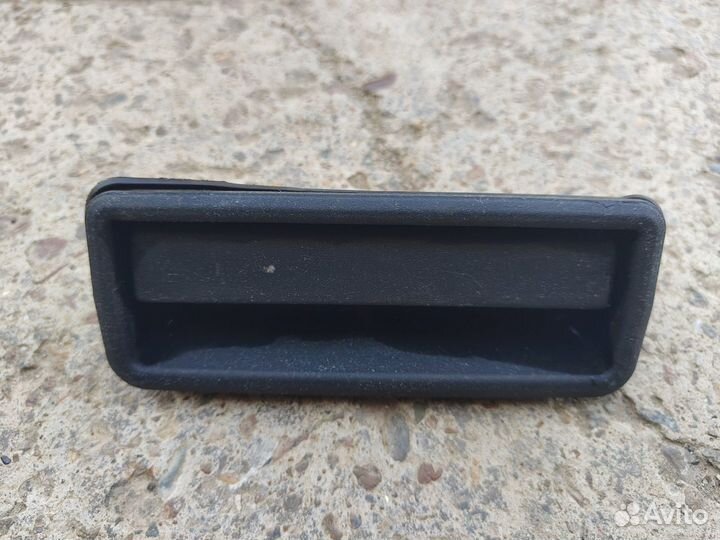 Автомобильные дверные ручки