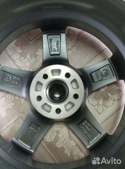 Диски литые R17 5/108