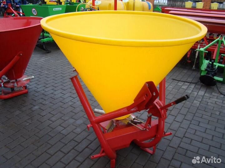 Разбрасыватель удобрений Strumyk РУМ 500, 2024