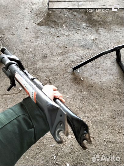 Вилка резьбовая 26